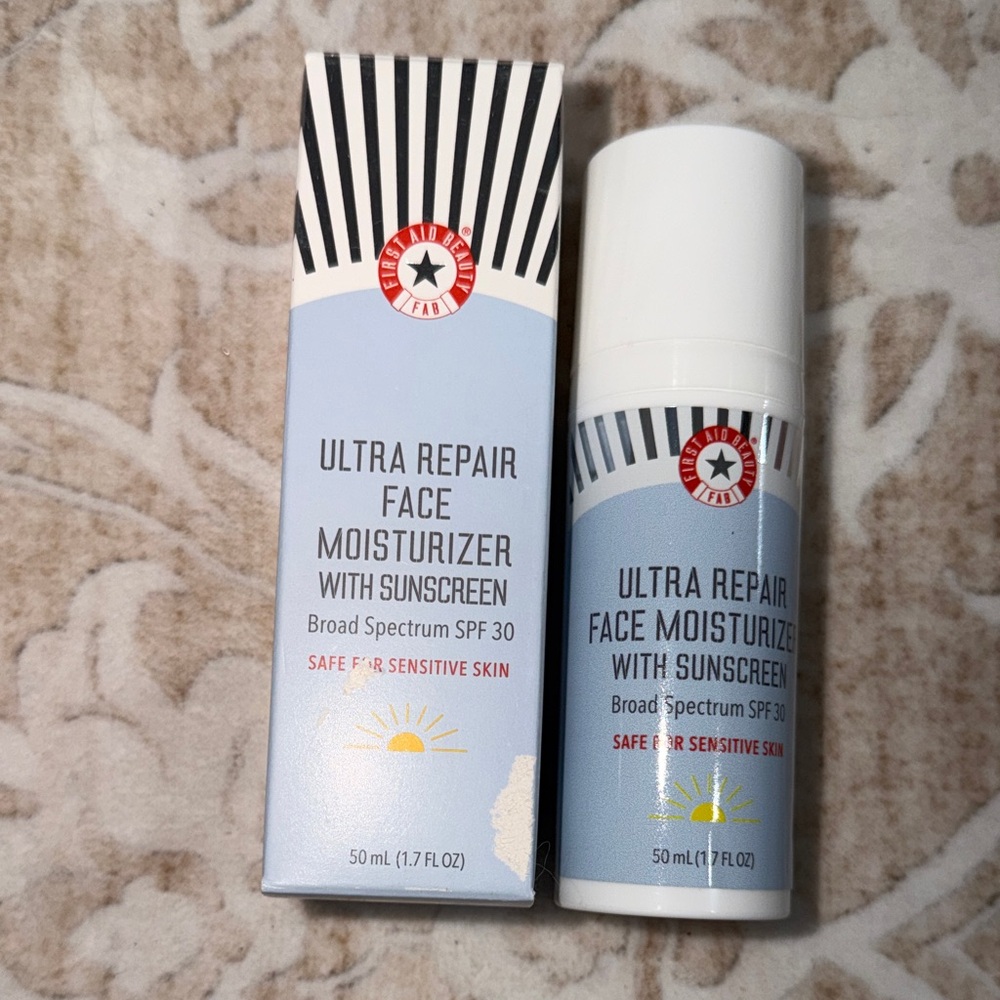 First Aid Beauty Ultra Repair Face Moisturizer with SPF 30
